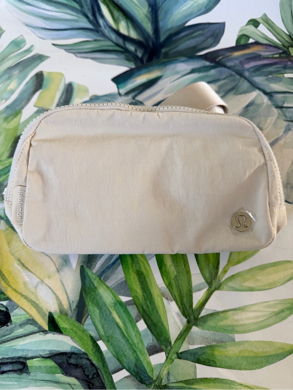 Lululemon 1L Belt Bag - White Opal NWT